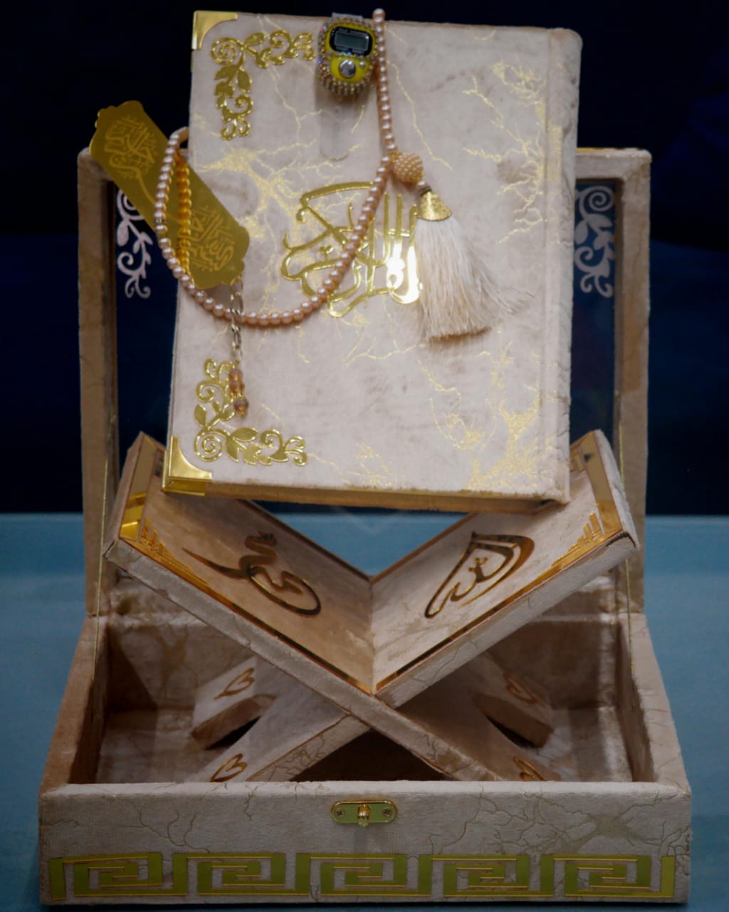 QURAN E PAK WITH TRANSLATION GOLDEN COLOR