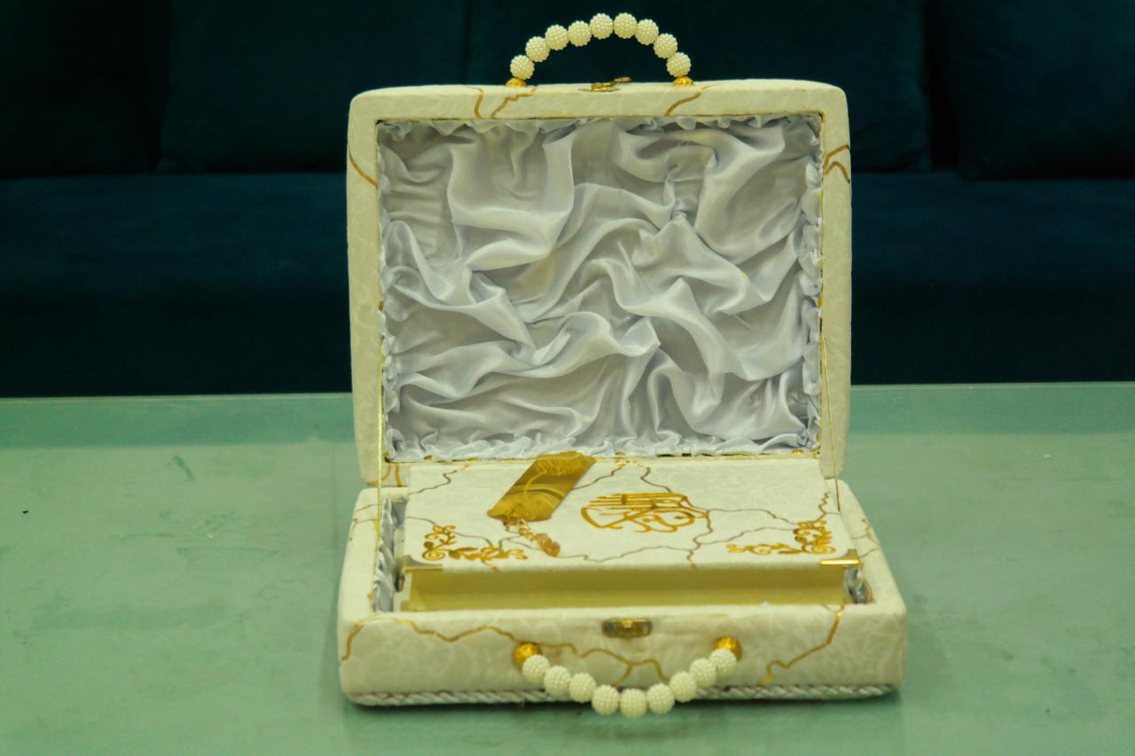 Quran e Pak WithTranslation (63N) Golden Color