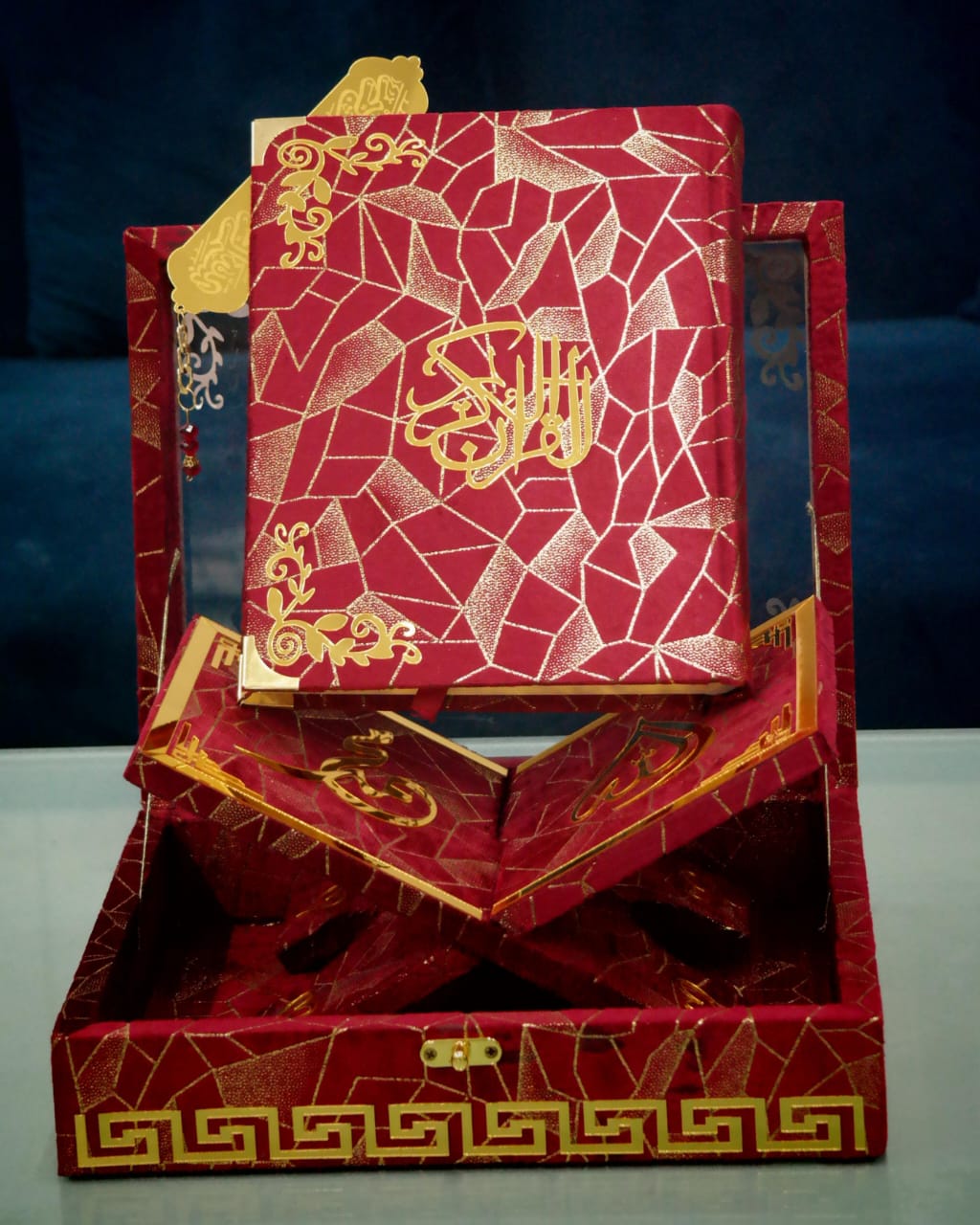 QURAN E PAK WITH TRANSLATION MAROON COLOR