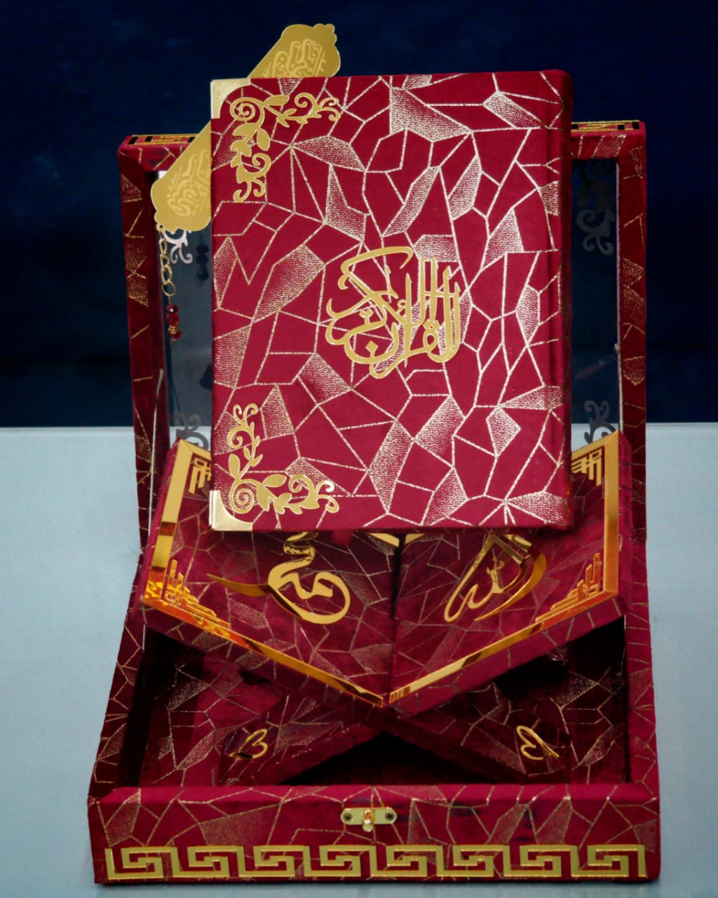 QURAN E PAK WITH TRANSLATION MAROON COLOR