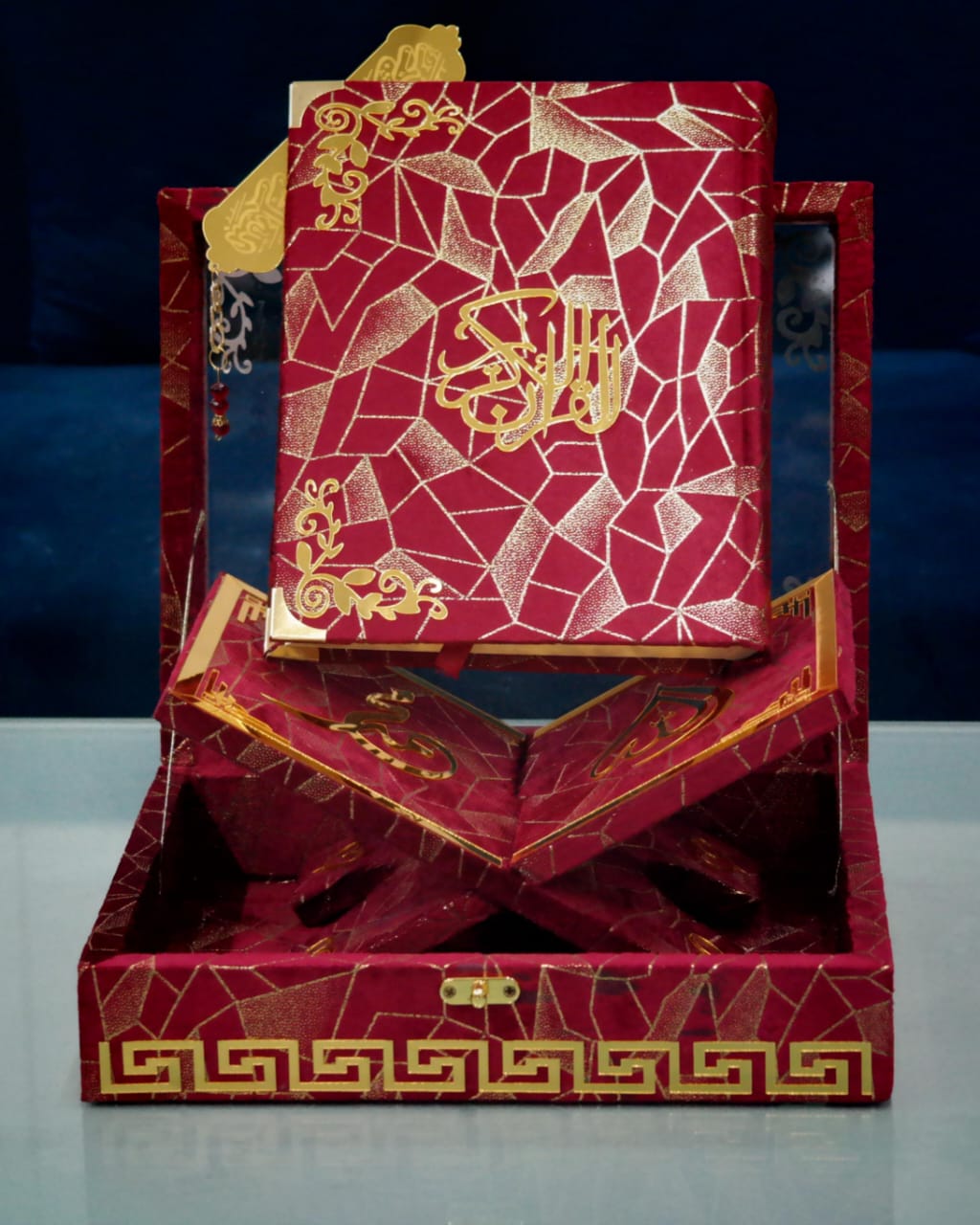 QURAN E PAK WITH TRANSLATION MAROON COLOR
