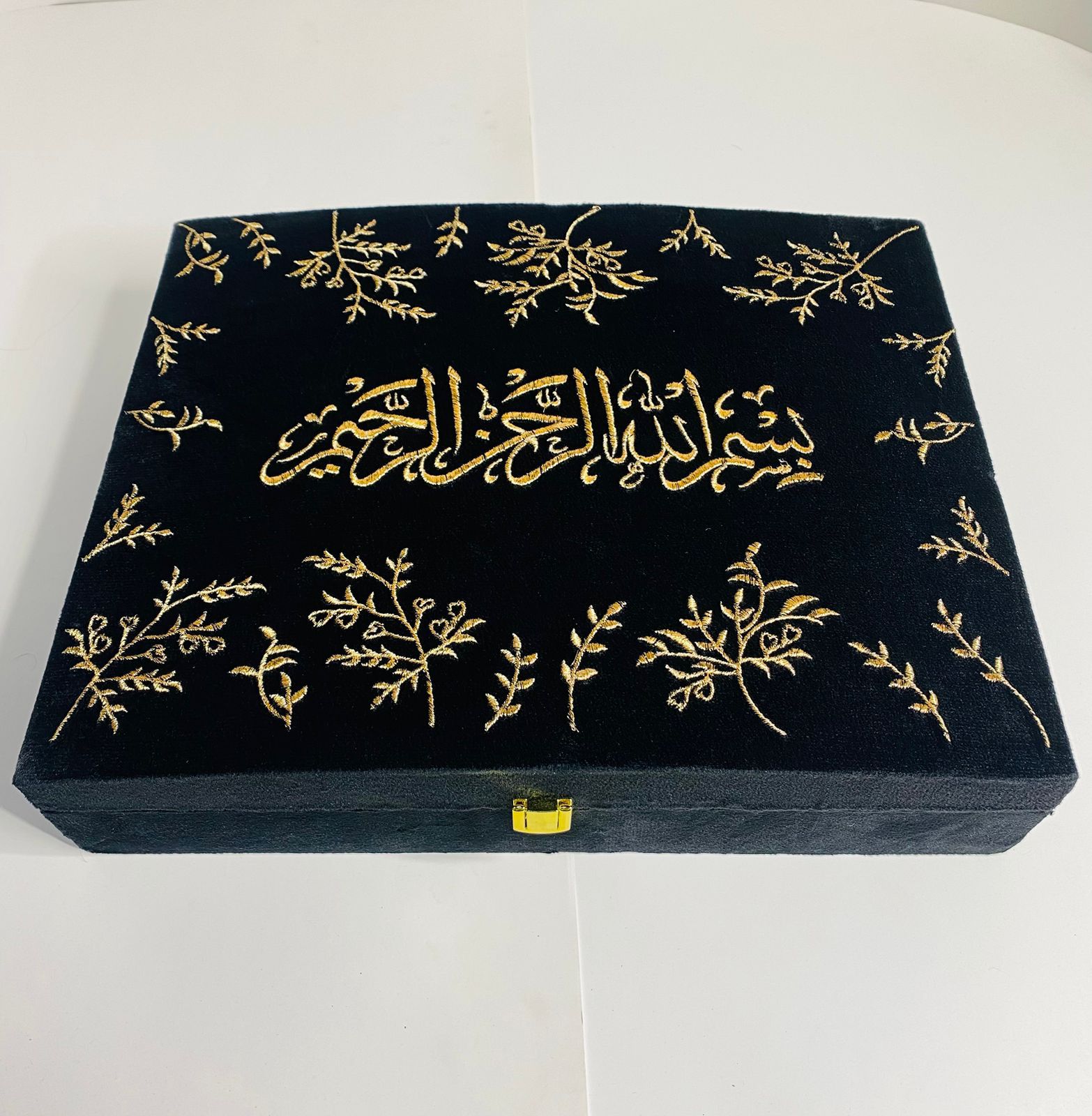 16 Line  ,  16 Line Jatvedi Quran e Pak , Quran e Pak , quran e kareem , 16 Line Tajveedi Quran , Tajveedi Quran , al quran ul Kareem , Quran e Kareem , Quran Majeed , Kalamullah ,  Kalam e Pak , Gift Quran ,  Hafizi Quran , Furr Quran , Furr Fabrice Quran , Gift , Pocket Quran , With Translation Quran , Pocket Quran e Pak , Color Full Quran , With Translation , With Out Translation 
Maulana Maudodi , Quran with Box , Velvet Quran e Pak ,  , Kanz ul Eman , ala Hazrat , Maulana Abu ul Ala Maudodi 
