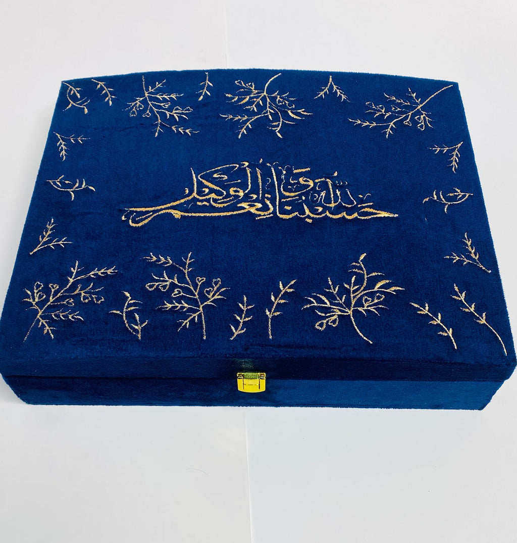 16 Line  ,  16 Line Jatvedi Quran e Pak , Quran e Pak , quran e kareem , 16 Line Tajveedi Quran , Tajveedi Quran , al quran ul Kareem , Quran e Kareem , Quran Majeed , Kalamullah ,  Kalam e Pak , Gift Quran ,  Hafizi Quran , Furr Quran , Furr Fabrice Quran , Gift , Pocket Quran , With Translation Quran , Pocket Quran e Pak , Color Full Quran , With Translation , With Out Translation 
Ala Hazrat , Quran with Box , Velvet Quran e Pak ,  , Kanz ul Eman , ala Hazrat ,
