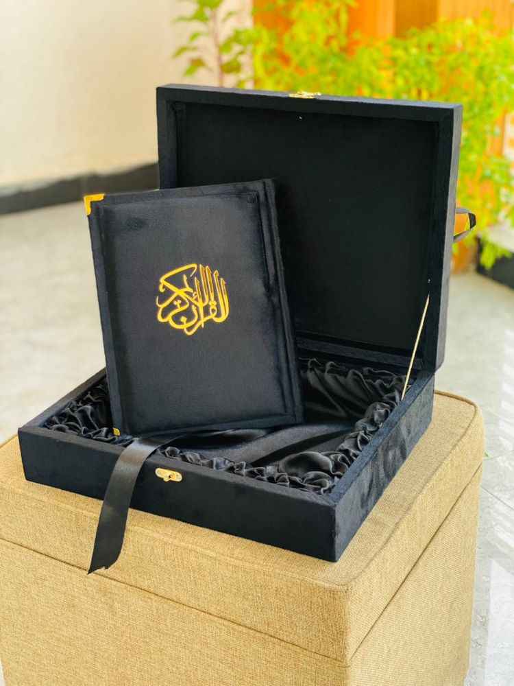 16 Line  ,  16 Line Jatvedi Quran e Pak , Quran e Pak , quran e kareem , 16 Line Tajveedi Quran , Tajveedi Quran , al quran ul Kareem , Quran e Kareem , Quran Majeed , Kalamullah ,  Kalam e Pak , Gift Quran ,  Hafizi Quran , Furr Quran , Furr Fabrice Quran , Gift , Pocket Quran , With Translation Quran , Pocket Quran e Pak , Color Full Quran , With Translation , With Out Translation 
Wooden Box , Quran with Box , Velvet Quran e Pak , Kanz ul Iman , Kanz ul Eman , ala Hazrat , Imam Ahmed RaZa , 