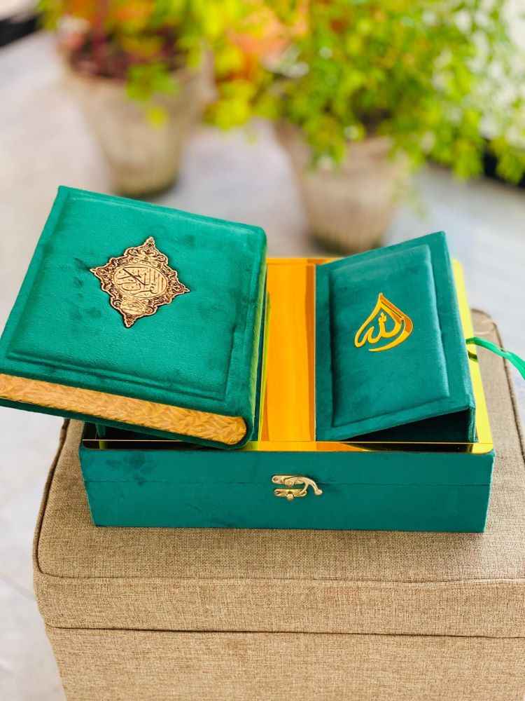 16 Line  ,  16 Line Jatvedi Quran e Pak , Quran e Pak , quran e kareem , 16 Line Tajveedi Quran , Tajveedi Quran , al quran ul Kareem , Quran e Kareem , Quran Majeed , Kalamullah ,  Kalam e Pak , Gift Quran ,  Hafizi Quran , Furr Quran , Furr Fabrice Quran , Gift , Pocket Quran , With Translation Quran , Pocket Quran e Pak , Color Full Quran , With Translation , With Out Translation 
Wooden Box , Quran with Box , Velvet Quran e Pak , Kanz ul Iman , Kanz ul Eman , ala Hazrat , Imam Ahmed Rada , 